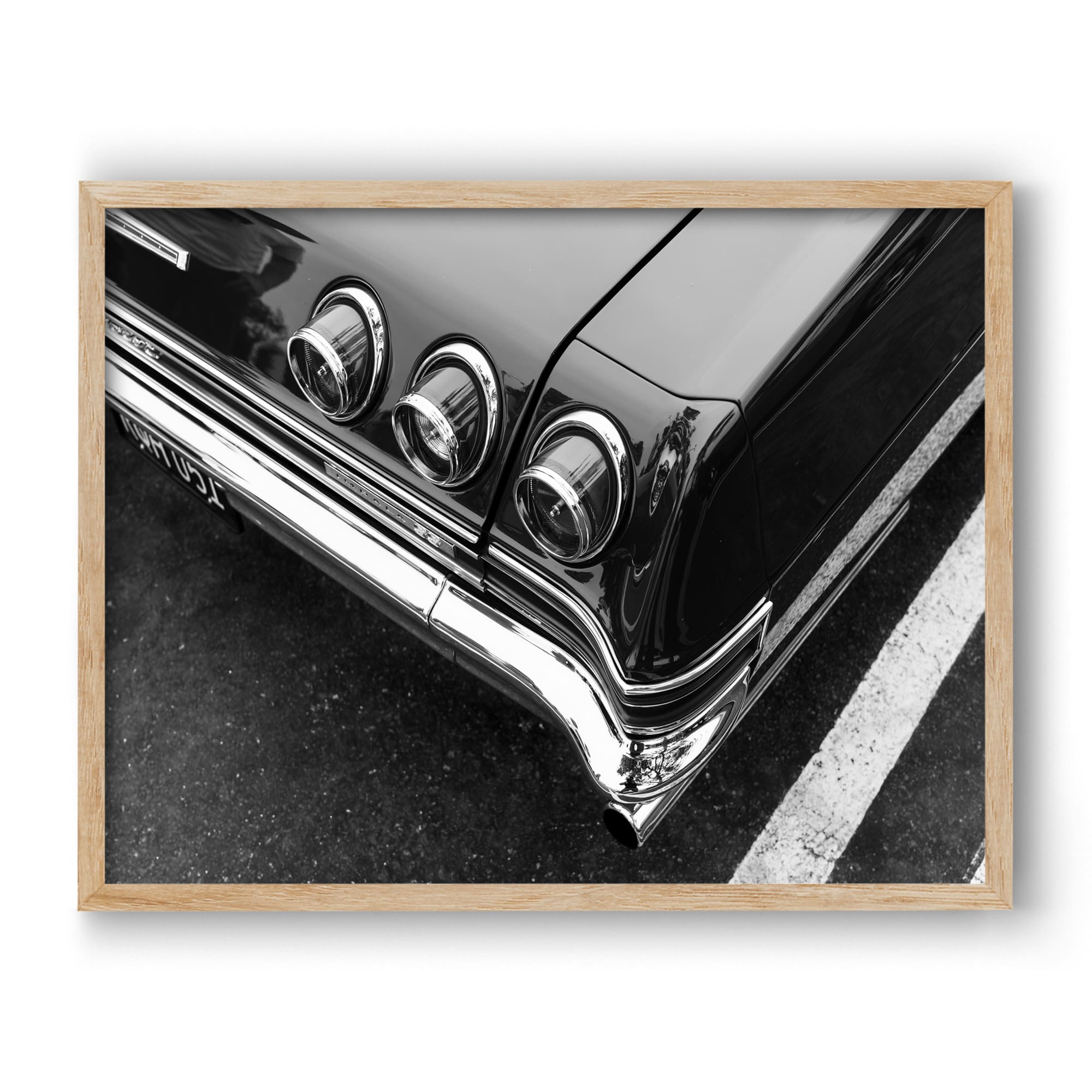 Tailfins & Taillights B&W