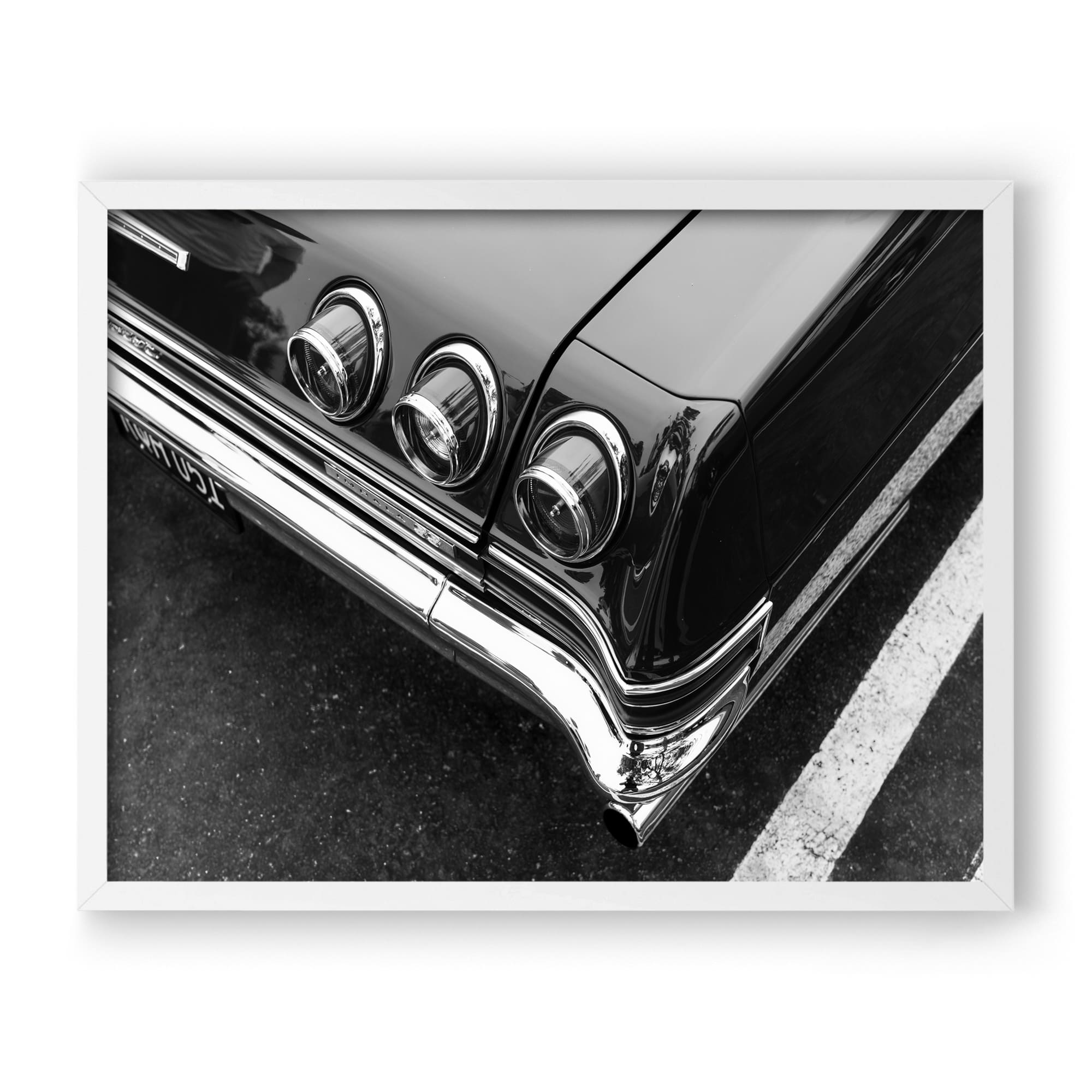 Tailfins & Taillights B&W